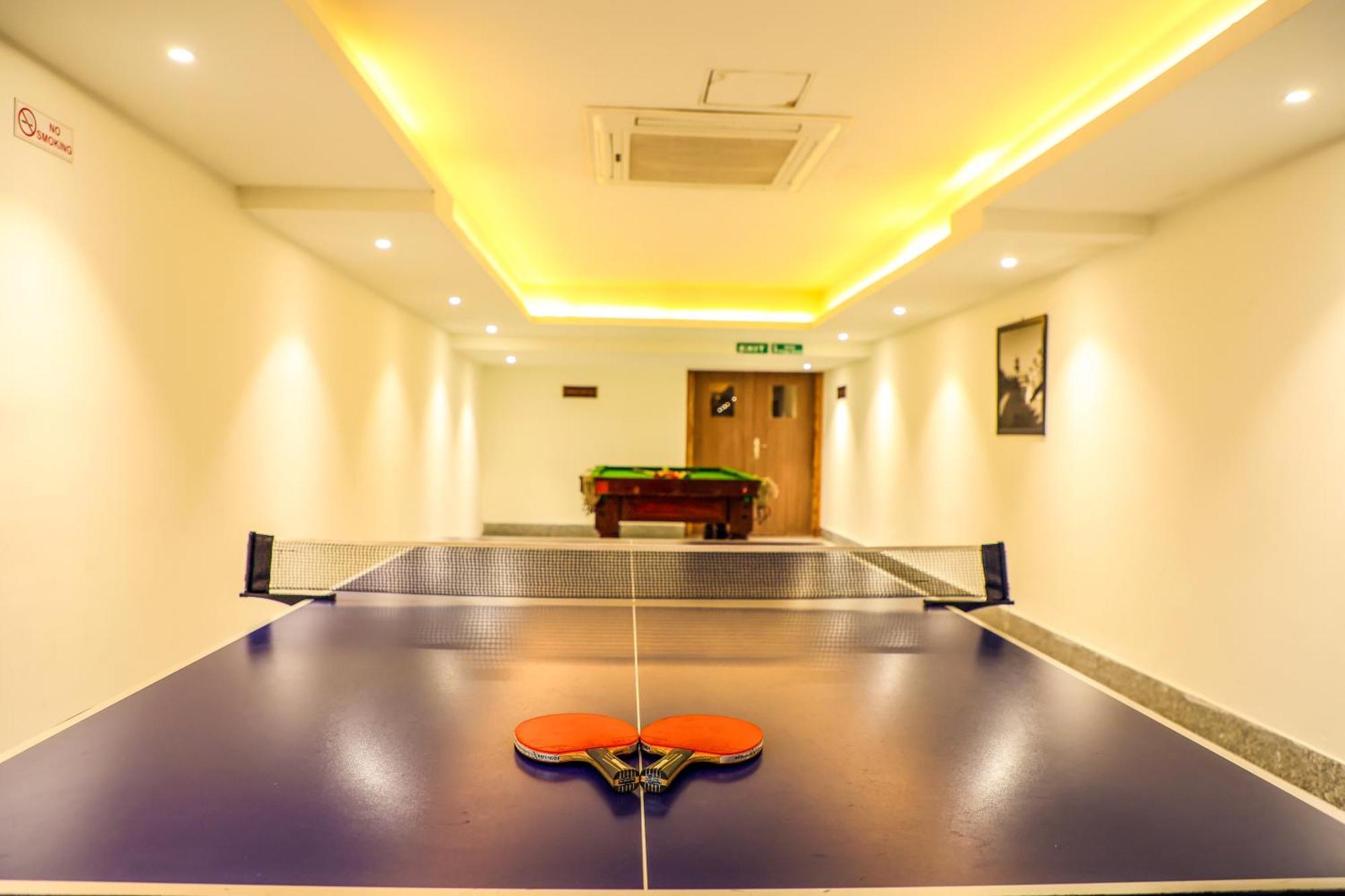 Ramada Plaza By Wyndham Lucknow Hotel Eksteriør billede