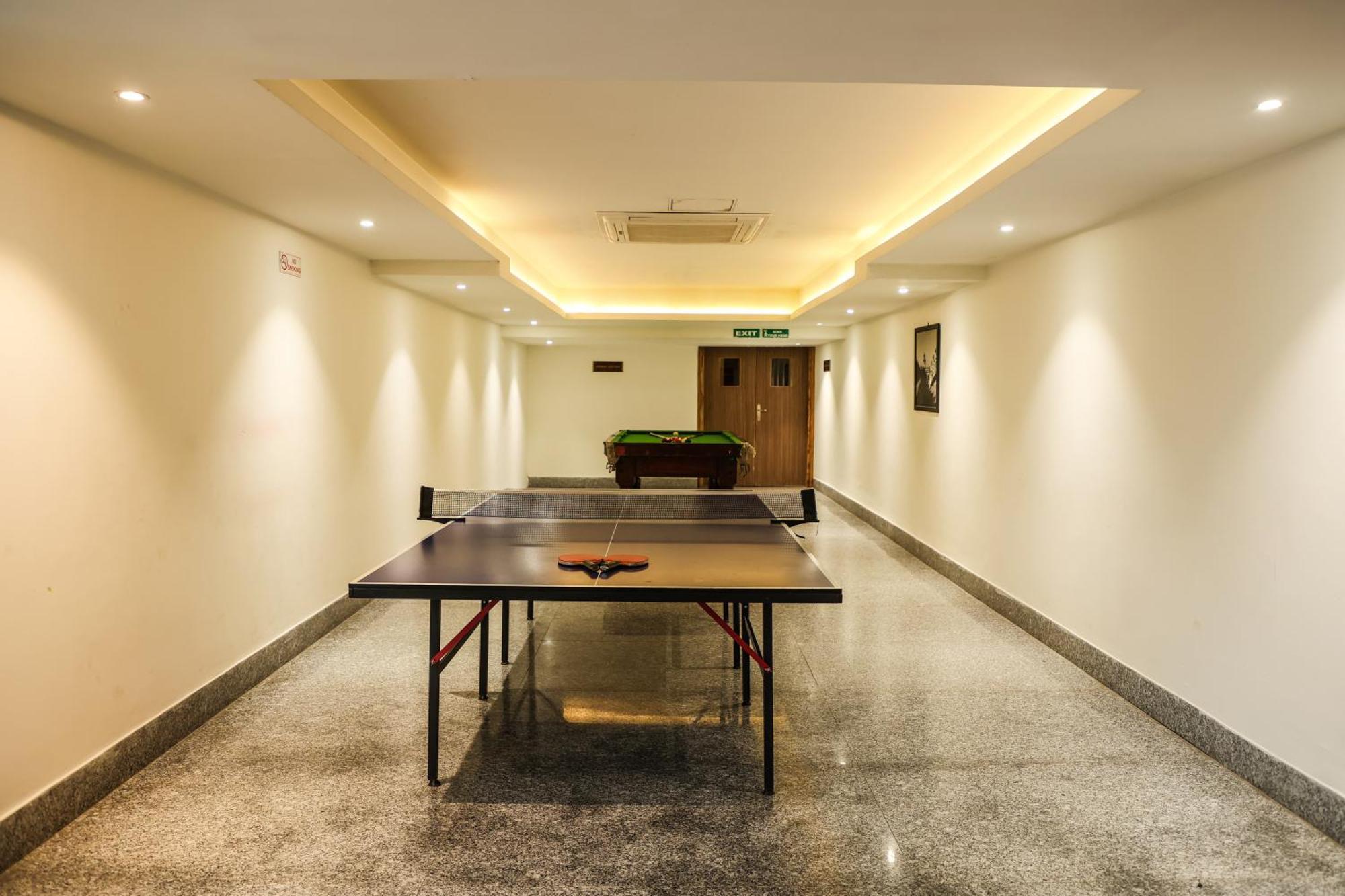 Ramada Plaza By Wyndham Lucknow Hotel Eksteriør billede