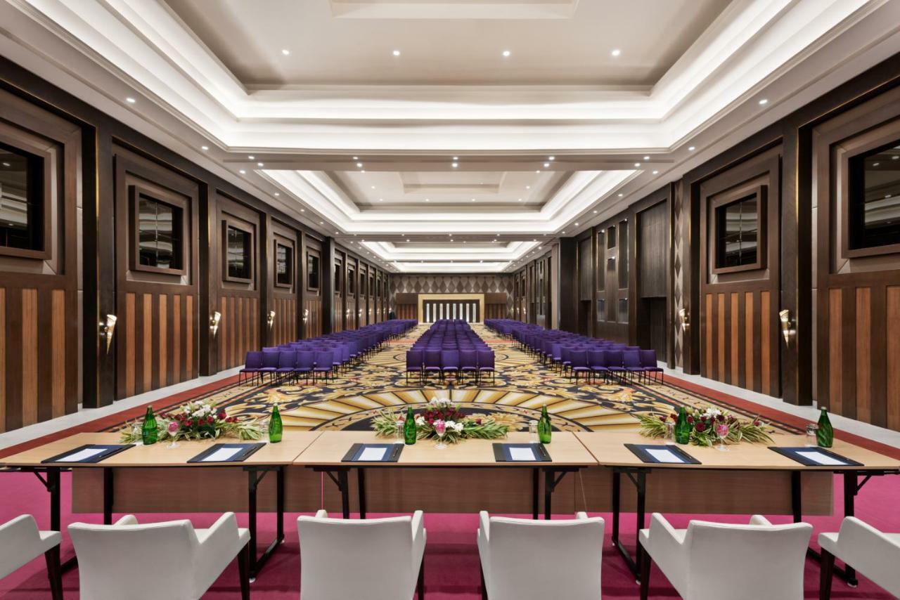 Ramada Plaza By Wyndham Lucknow Hotel Eksteriør billede